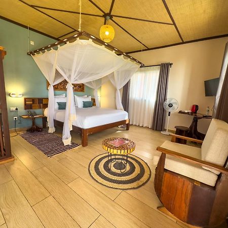 Bira Hotel Antsirabe Eksteriør billede