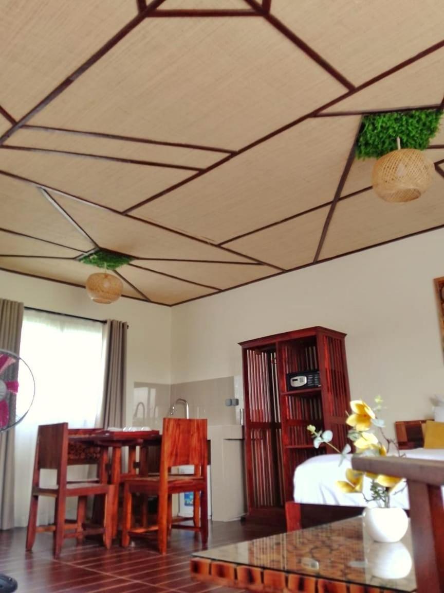 Bira Hotel Antsirabe Eksteriør billede