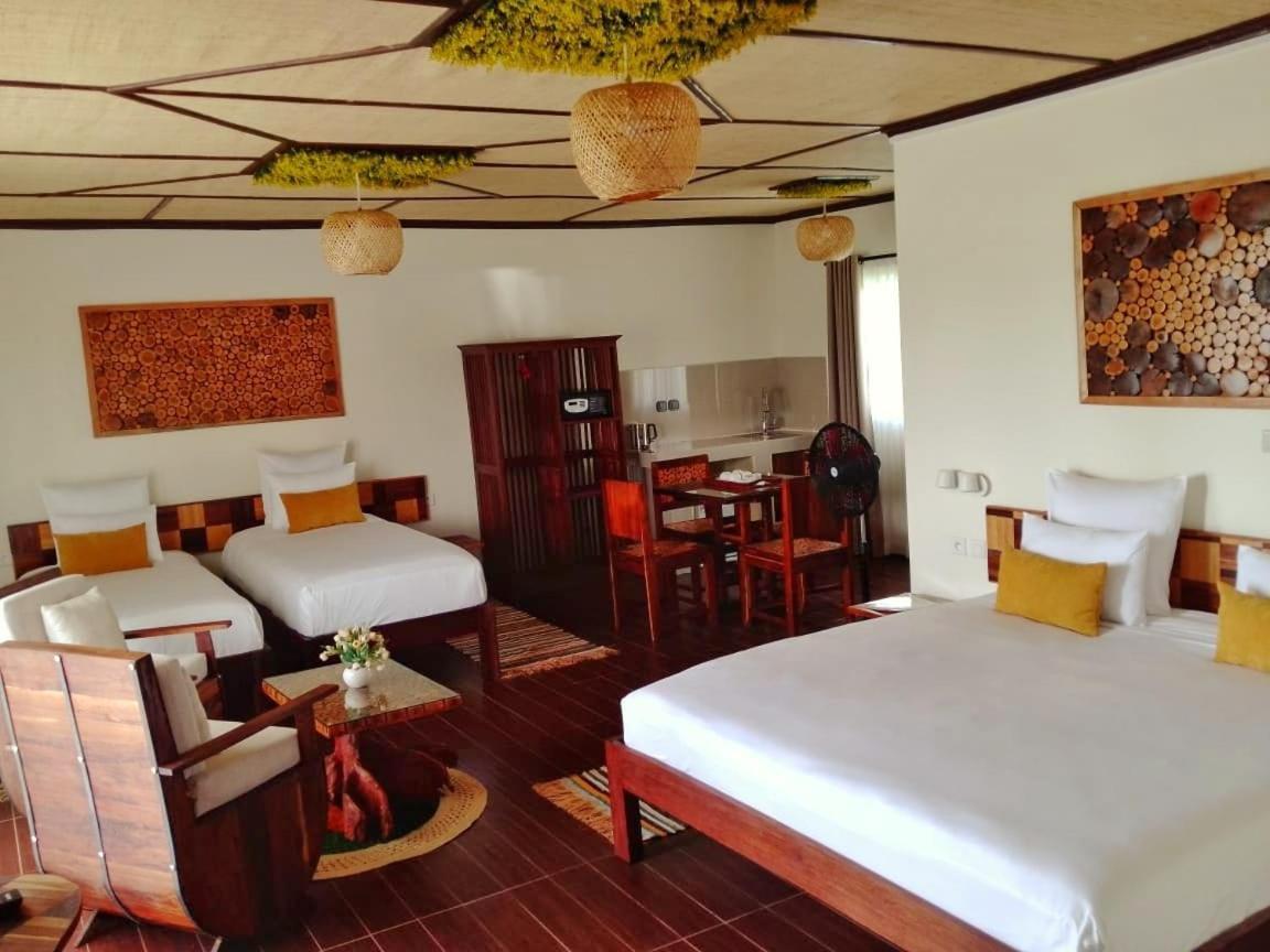Bira Hotel Antsirabe Eksteriør billede