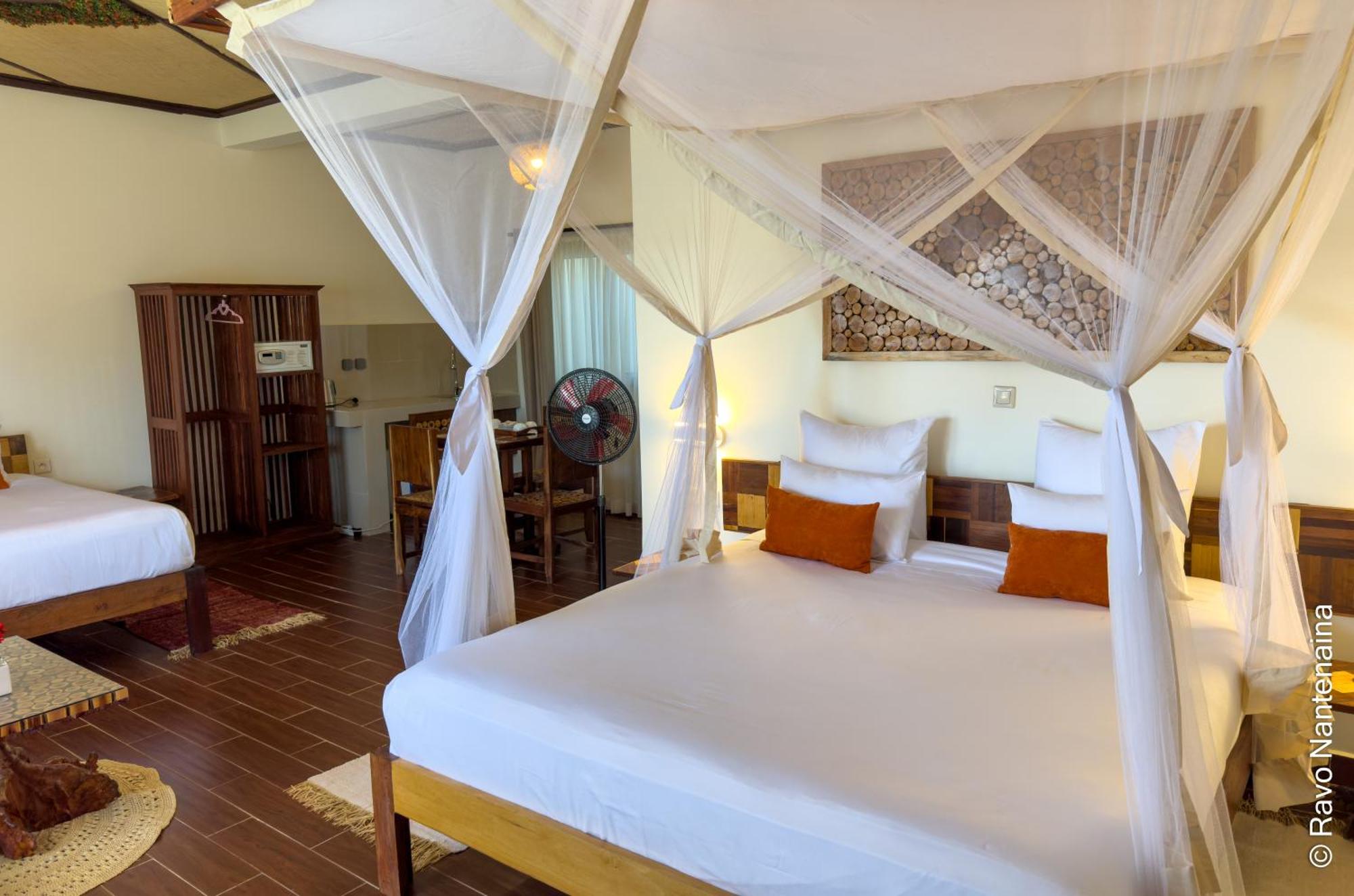Bira Hotel Antsirabe Eksteriør billede