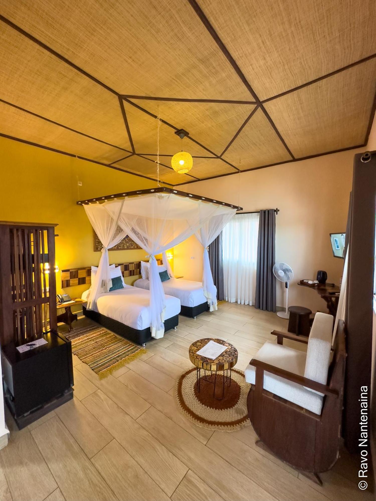 Bira Hotel Antsirabe Eksteriør billede